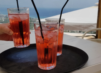 Κανελάδα από την Κω της Αργυρώς Μπαρμπαρίγου – Το ρόφημα που θα σας ξετρελάνει