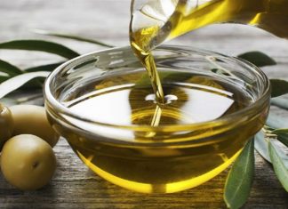 Το ελαιόλαδο σου έχει σκούρο πράσινο χρώμα; Αυτό σημαίνει ότι…