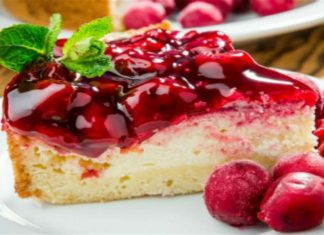 Το πιο εύκολο και δροσιστικό γλυκό ψυγείου με κεράσια