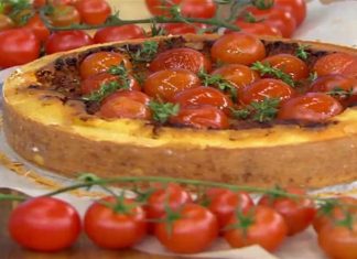 Αλμυρό κέικ με κιμά και τοματίνια! (Video)