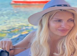 Ελένη Μενεγάκη: Τι δεν πίνει ποτέ όταν θέλει να αδυνατίσει; Ο μεγάλος της φόβος