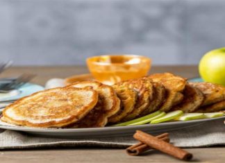 Οι τηγανίτες μήλου με κανέλα της Αργυρώς Μπαρμπαρίγου είναι τρέλα – Δεν θα μείνει κομμάτι