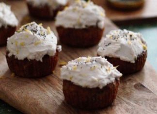 Τα cupcakes με λεμόνι που θα σας κάνουν να θέλετε… περισσότερα