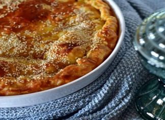 Τυρόπιτα με μέλι: Τρομερή συνταγή