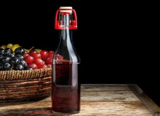 Φτιάξτε ξύδι από…. τα κρασιά που σας έχουν περισσέψει