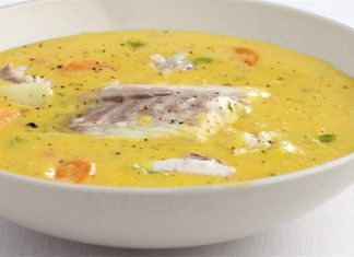 Ψαρόσουπα: Εύκολη και γρήγορη παραδοσιακή συνταγή!