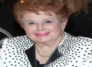 Βέφα Αλεξιάδου: Μπιφτέκια αφρατοφανταστικά στην απόλυτη συνταγή! Είσαι από την Πόλη; Βάλε και κανέλα!