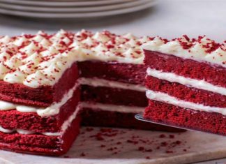Θες να τον τρελάνεις του Αγίου Βαλεντίνου; Η συνταγή για red velvet που θα τον κάνει να πάθει πλάκα!