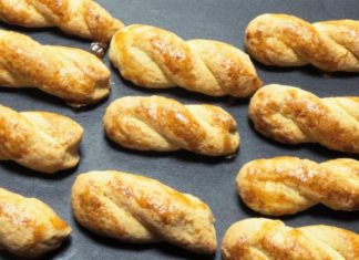 Κουλουράκια πορτοκαλιού: Νηστίστιμη συνταγή για τραγανά και μοσχοβολιστά κουλουράκια που θα γίνουν ανάρπαστα