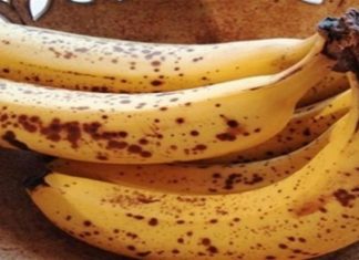 Το «μυστικό» κόλπο για να μην μαυρίζουν οι μπανάνες σας (Video)