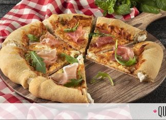 Πίτσα με 4 τυριά και κρούστα με τυρί κρέμα από τον Άκη Πετρετζίκη