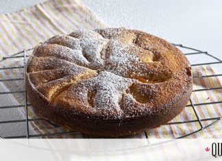 Έχεις δοκιμάσει κέικ με βερίκοκα; Ο Άκης έχει την τέλεια συνταγή