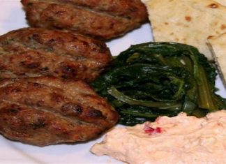 Τα πιο ζουμερά μπιφτέκια με ανάμεικτο κιμά