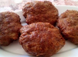 Τα πιο αφράτα και ζουμερά μπιφτέκια χωρίς ψωμί και χωρίς βρώμη