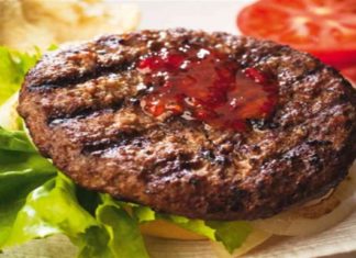 Δε θα το πιστεύετε: Το πιο απίθανο κόλπο για τα καλύτερα μπιφτέκια και μπέργκερ
