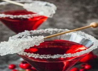 Απίστευτη συνταγή για το πιο καλοκαιρινό κοκτέιλ χωρίς ζάχαρη