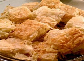 Μοναδική τυρόπιτα με κρεμμύδια – Εύκολη και οικονομική συνταγή