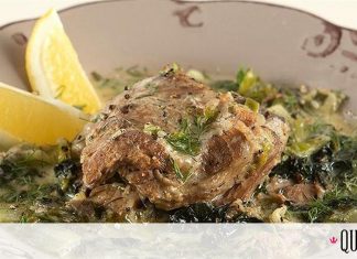 Η συνταγή του Άκη Πετρετζίκη για αρνάκι φρικασέ στη χύτρα ταχύτητας