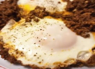 Κιμάς με αυγά: Μια πρωτότυπη συνταγή που θα σας ξετρελάνει