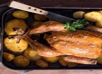 Το μυστικό για ζουμερό και νόστιμο κοτόπουλο φούρνου