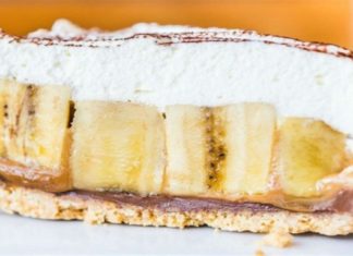 Λαχταριστό μπανόφι με καραμελωμένη γέμιση και μπανάνες στο τσακ μπαμ