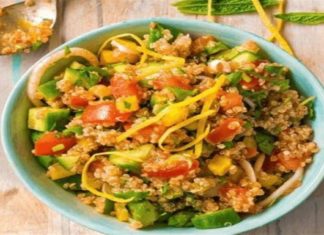 Δροσερή σαλάτα με κινόα, κρεμμύδι και λεμόνι – Καλοκαιρινή συνταγή από την Αργυρώ Μπαρμπαρίγου