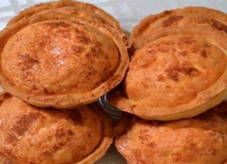 Μοναδική και αφράτη πατινιώτικη τυρόπιτα με 3 τυριά