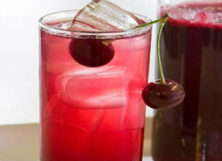 Συνταγή: Δροσερή βυσσινάδα της γιαγιάς!