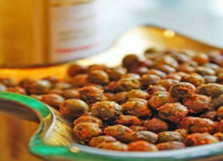 Συνταγή: Πικάντικο Σνακ Για Δίαιτα Από Αρακά