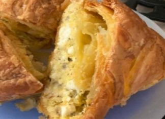 Αφράτη τυρόπιτα ρολό σε σφολιάτα