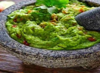 Έχεις δοκιμάσει Guacamole; Θα σε “ταξιδέψει” στα ουράνια αυτή η συνταγή