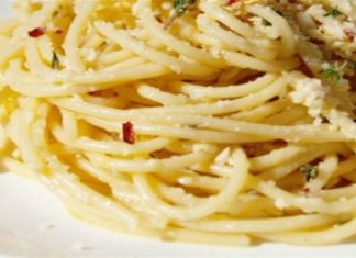 Κάντε αυτό το μικρό κολπάκι: Αυτή είναι η συνταγή για τα πιο εύκολα μακαρόνια