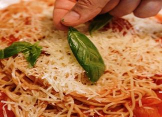 Κλασική συνταγή της γιαγιάς: Μακαρόνια με άρωμα κανέλας! Έτοιμα σε 10 λεπτά