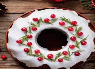 Χριστουγεννιάτικο Gingerbread κέικ από την Αργυρώ Μπαρμπαρίγου – Θα γεμίσει μυρωδιές το σπίτι