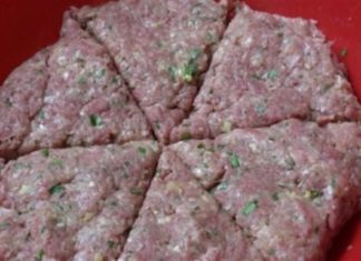 Πήρε 1 κιλό κιμά και τον «έκοψε» σε 6 «φέτες»… Το αποτέλεσμα αυτής της συνταγής είναι βγαλμένο από όνειρο!