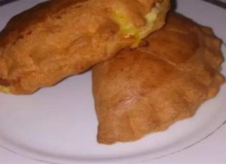 Τυροπιτάκια με σπιτική ζύμη κουρού