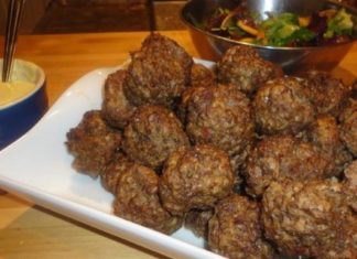 Αντίο τηγάνι. Αφράτα κεφτεδάκια φούρνου (συν δύο μυστικά)