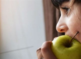 Θες να δείχνεις πιο νέα χωρίς να κάνεις μπότοξ; Ακολούθησε αυτή τη διατροφή και θα δεις θαύματα!