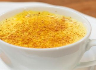 Νηστίσιμο ρόφημα με κουρκουμά, κανέλα και μπαχαρικά (Video)