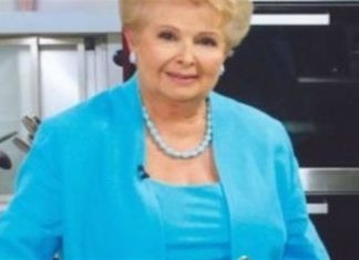 Βέφα Αλεξιάδου: Λουκουμάδες αφράτοι με κανέλα και σε συνταγή του «ονείρου»! Δεν θα μείνει ούτε ένας!