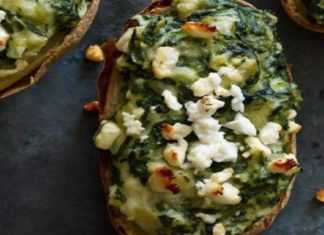 Γεμίστε αυτές τις πατάτες σπανάκι και φέτα! Το αποτέλεσμα είναι συγκλονιστικό!