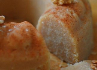 Σιμιγδαλένιος χαλβάς από την Βέφα Αλεξιάδου – Τα 2 κουταλάκια κανέλας κάνουν μεγάλη διαφορά