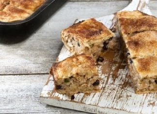 Κρητικός τζουλαμάς με χωριάτικο φύλλο – Το μυστικό της Αργυρώς Μπαρμπαρίγου είναι η κανέλα