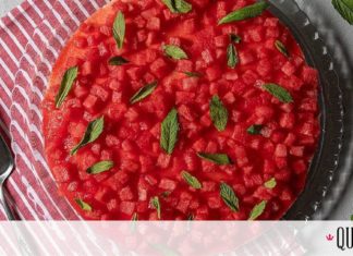 Άκης Πετρετζίκης: Cheesecake καρπούζι