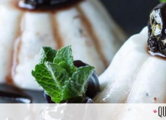 Άκης Πετρετζίκης: Πανακότα με γιαούρτι και ξινόγαλο