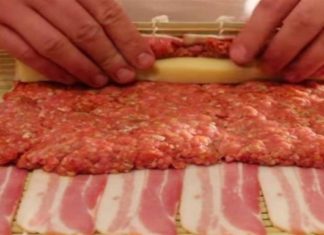 Τύλιξε κιμά και κασέρι μέσα σε μπέικον! Το αποτέλεσμα; Πεντανόστιμο! (video)