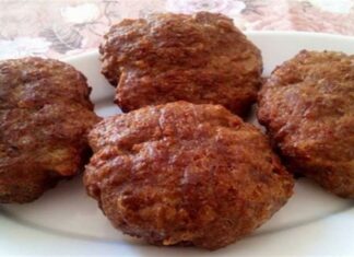 Τα αφράτα και ζουμερά μπιφτέκια της γιαγιάς Πελαγίας χωρίς ψωμί!