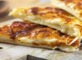 Τυρόπιτα περέκ: Η ποντιακή λιχουδιά που είναι σκέτη απόλαυση!