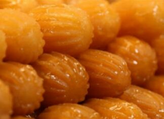 Τουλουμπάκια σε 10′ από την Βέφα Αλεξιάδου – Ρίξε πάνω λίγη κανέλα