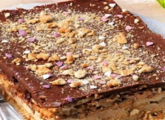 Ανάσταση στο τραπέζι: Συνταγή για μπισκοτογλυκό ψυγείου με σοκολάτα και μπανάνα που θα απογειώσει όποιον το δοκιμάσει